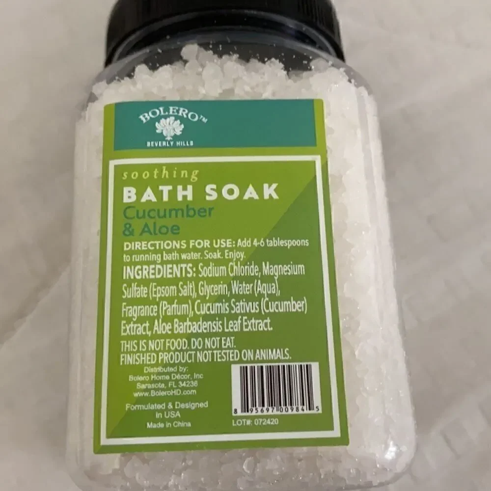 NWT Bundle (4) Aromatherapy Bath Salts
